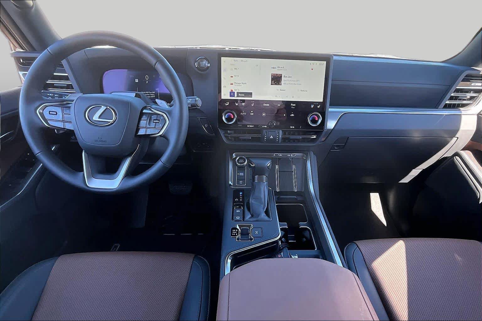 Certified 2026 Lexus GX 550 w/ Cold Area Package AWD/4WD image 15