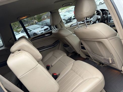 Used 2014 Mercedes-Benz GL 450 4MATIC image 18