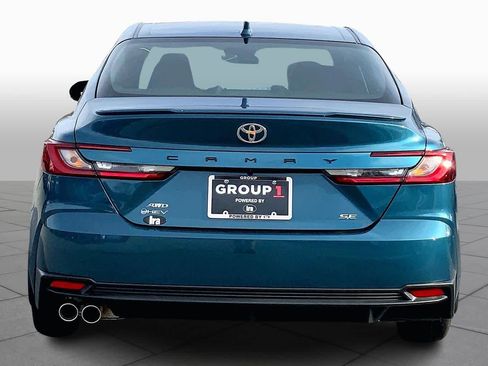 New 2026 Toyota Camry SE image 4