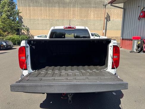 Used 2016 Chevrolet Colorado Z71 AWD/4WD image 23