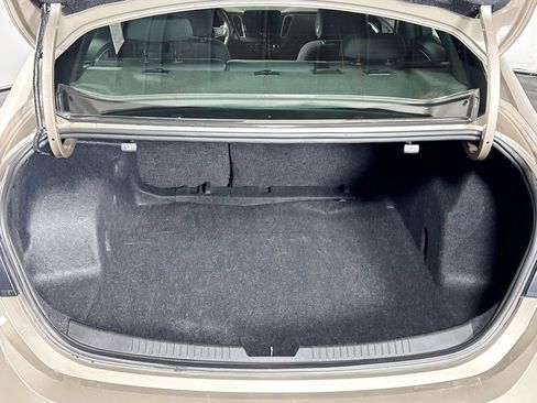 Used 2023 Chevrolet Malibu LT image 20