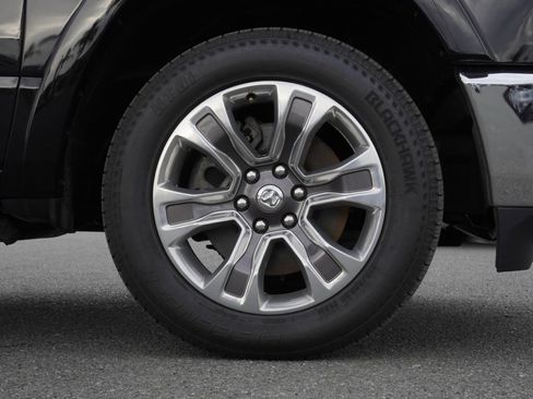 Used 2022 RAM 1500 Limited image 10