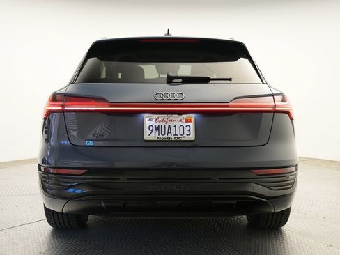 Used 2024 Audi Q8 e-tron Premium AWD/4WD image 4