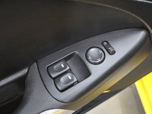 Used 2007 Chevrolet Corvette Coupe w/ Preferred Equipment Group RWD image 30