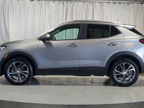 Used 2023 Buick Encore GX Select w/ Safety Package II FWD image 5