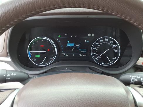 Certified 2023 Toyota Sienna Platinum image 18