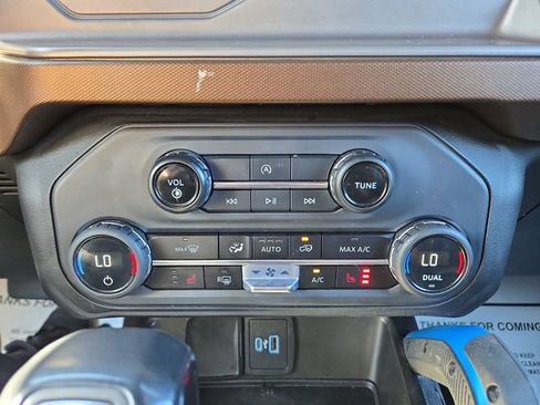 Used 2023 Ford Bronco Outer Banks AWD/4WD image 28
