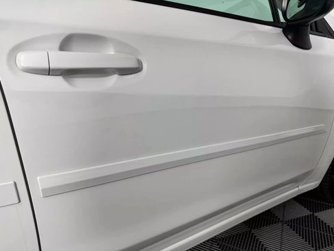 Used 2017 Subaru Impreza 2.0i Premium image 33