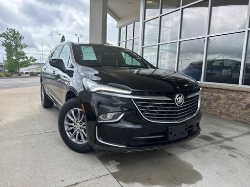 Used 2024 Buick Enclave Premium AWD/4WD image 1