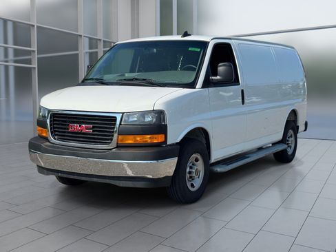 Used 2025 GMC Savana 2500 w/ Driver Convenience Package RWD image 1