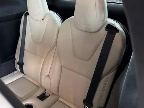 Used 2020 Tesla Model X Long Range image 17