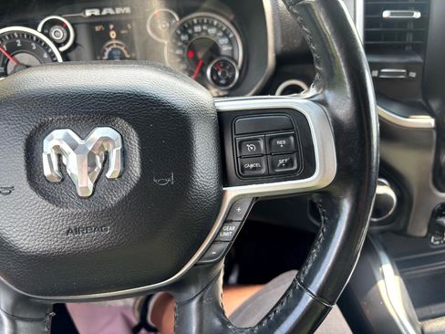Used 2019 RAM 2500 Big Horn image 27