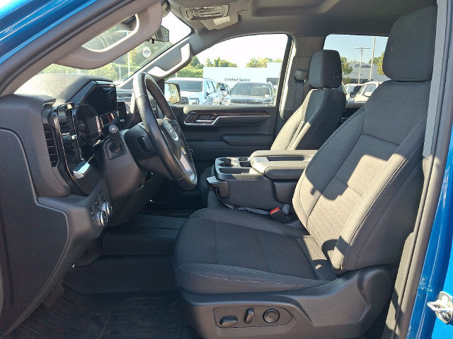 Used 2024 GMC Sierra 1500 Elevation w/ LPO, Elevation Black Package AWD/4WD image 2