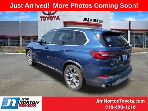 Used 2019 BMW X5 xDrive40i w/ Convenience Package AWD/4WD image 3
