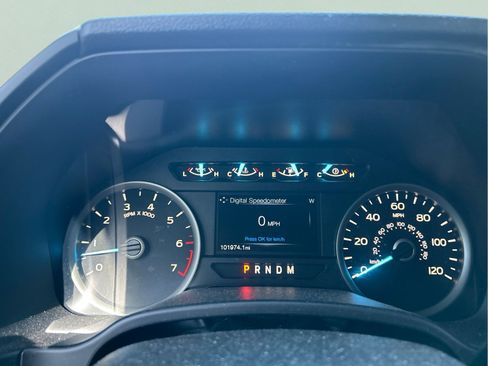 Used 2018 Ford F150 XLT w/ Equipment Group 302A Luxury AWD/4WD image 27
