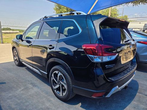Used 2022 Subaru Forester Touring w/ Popular Package #3 AWD/4WD image 3