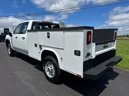 Used 2021 Chevrolet Silverado 2500 W/T w/ Snow Plow Prep/Camper Package AWD/4WD image 4