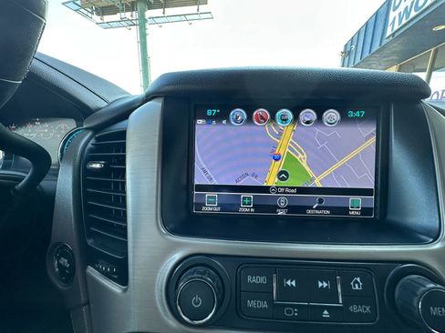 Used 2017 GMC Yukon XL Denali w/ Open Road Package AWD/4WD image 28