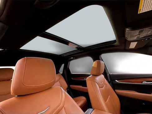 Used 2021 Cadillac XT5 Premium Luxury image 29