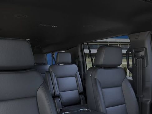 New 2026 Chevrolet Suburban LT w/ Comfort Package RWD image 24