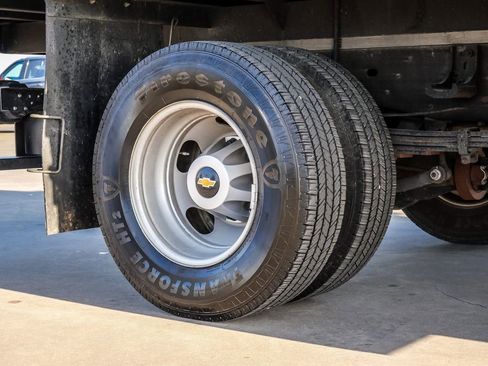 Used 2018 Chevrolet Silverado 3500 W/T image 9