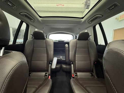 Used 2023 Mercedes-Benz GLS 450 4MATIC image 6