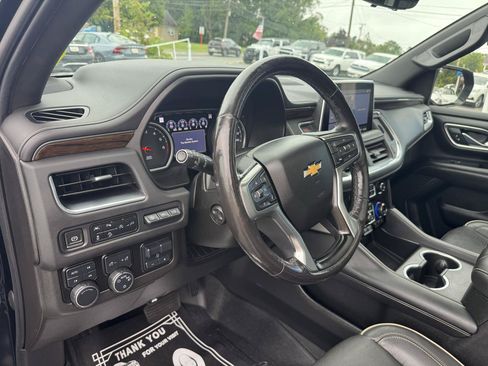 Used 2021 Chevrolet Tahoe Premier w/ Premium Package AWD/4WD image 11