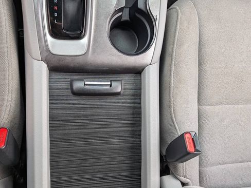 Used 2019 Honda Pilot LX image 15