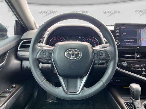 Used 2022 Toyota Camry XSE w/ Navigation Package FWD image 12