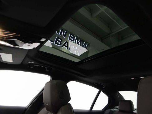 Used 2026 BMW 530i RWD image 7