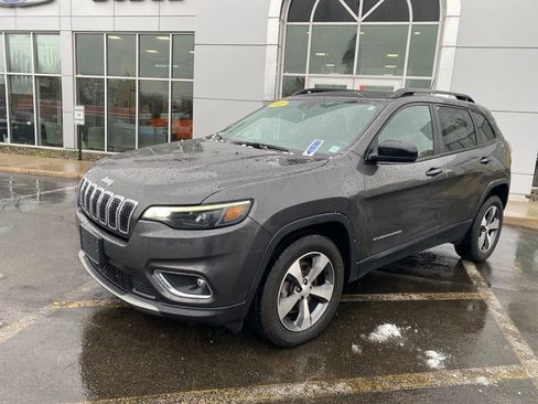 Used 2022 Jeep Cherokee Limited image 1