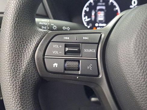 Certified 2025 Honda CR-V EX image 26