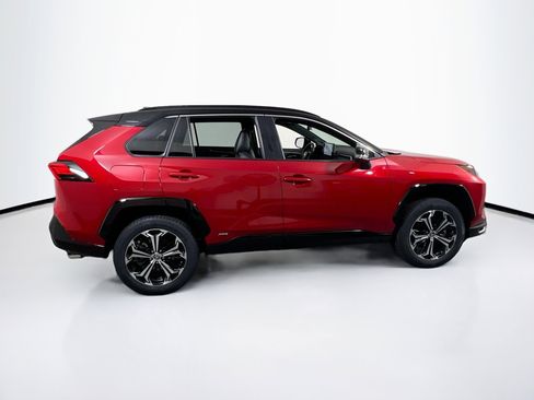 Used 2025 Toyota RAV4 XSE image 4