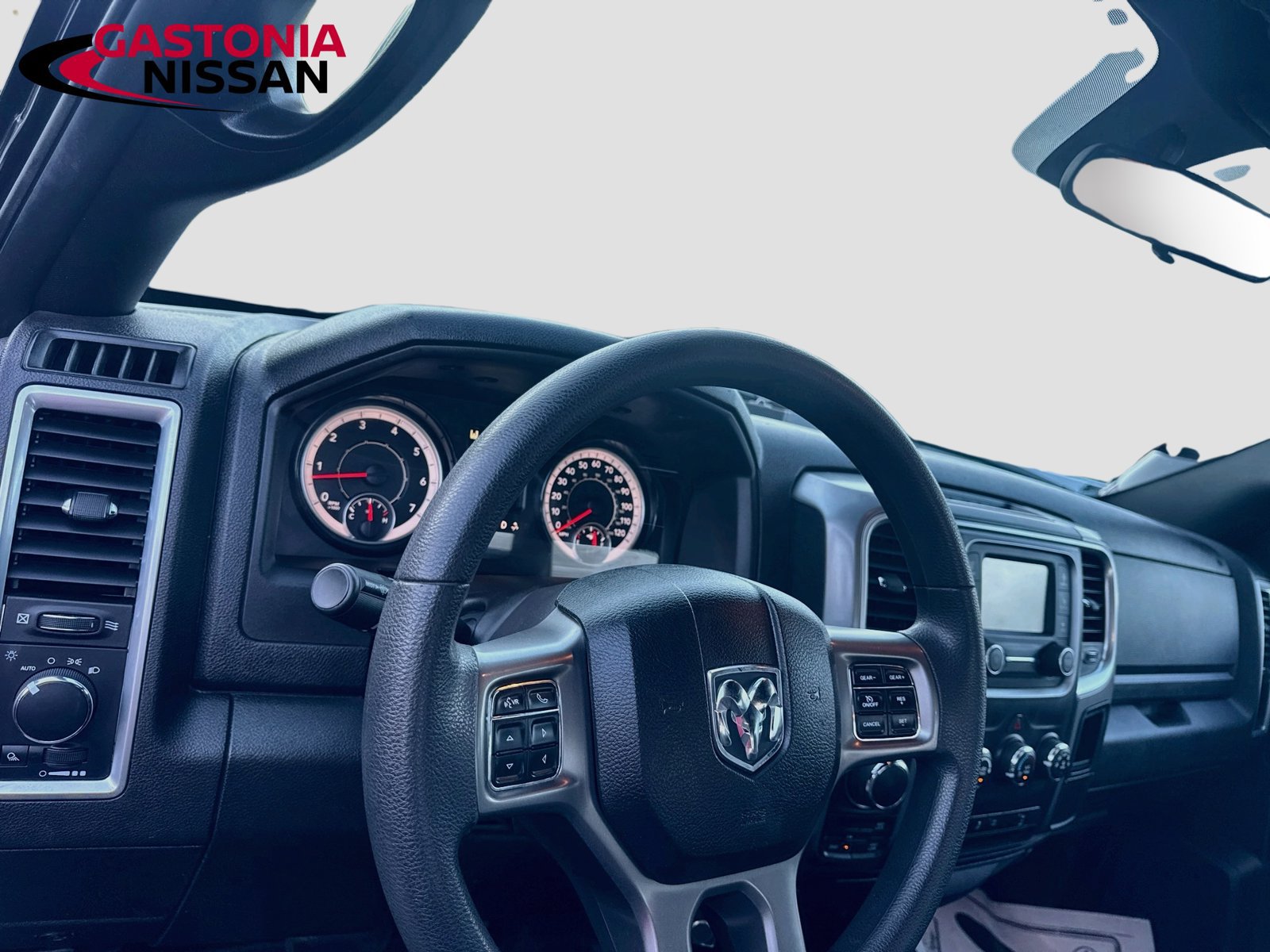 Used 2024 RAM 1500 Warlock AWD/4WD image 11