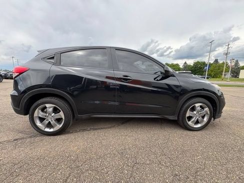 Used 2022 Honda HR-V LX image 8