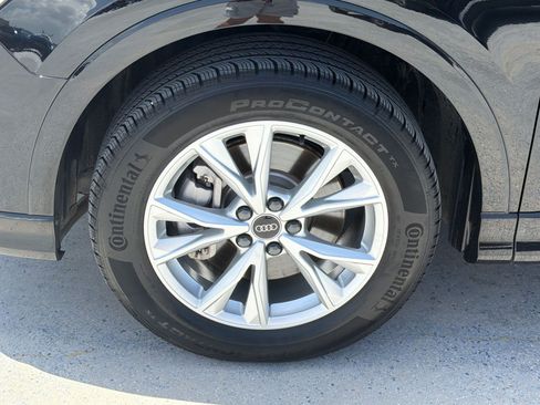 Certified 2025 Audi Q3 2.0T Premium w/ Convenience Package AWD/4WD image 12