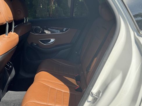 Used 2016 Mercedes-Benz GLC 300 4MATIC image 17