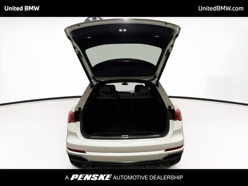 Used 2020 Audi Q3 2.0T Premium Plus w/ Premium Plus Package AWD/4WD image 13