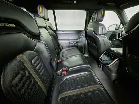 Used 2024 Rivian R1S Adventure AWD/4WD image 23