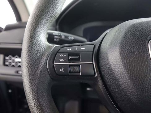 Used 2023 Honda Accord EX image 40