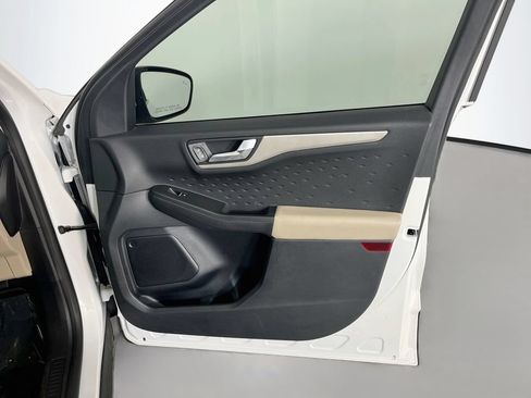 Used 2020 Ford Escape SEL FWD image 37