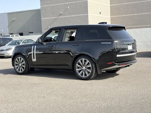 Used 2025 Land Rover Range Rover Autobiography AWD/4WD image 30