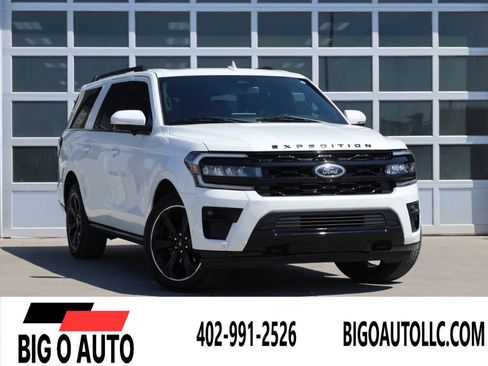 Used 2023 Ford Expedition Max Limited AWD/4WD image 1