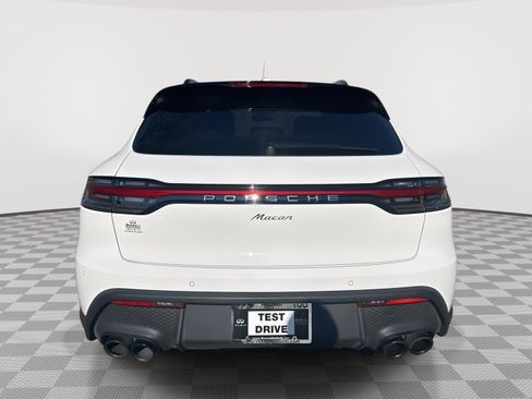 Used 2024 Porsche Macan w/ Premium Plus Package image 6