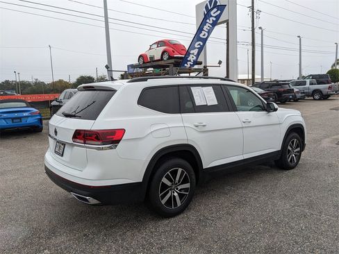 Certified 2022 Volkswagen Atlas SE image 9