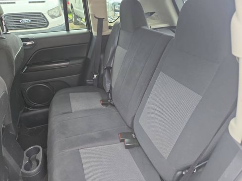 Used 2011 Jeep Compass 2WD image 8