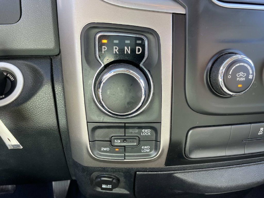 Used 2016 RAM 1500 Classic SLT AWD/4WD image 43