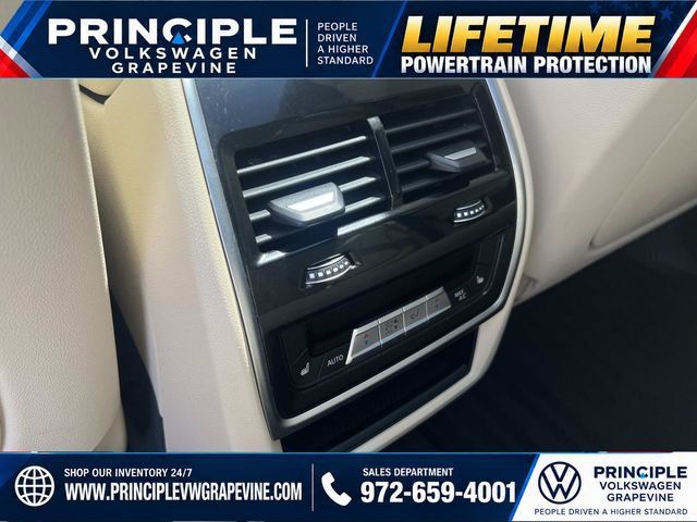Used 2022 BMW X5 xDrive40i w/ Premium Package AWD/4WD image 23