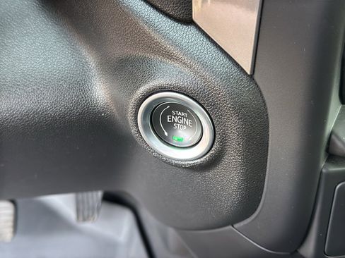 Used 2022 Chevrolet Silverado 1500 Custom image 19