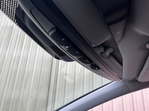 Used 2018 Honda Odyssey EX-L image 24